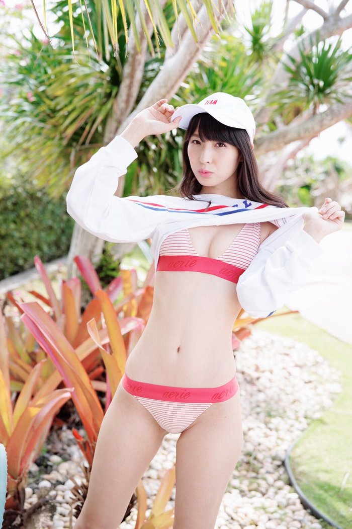 Aya Kawasaki 川崎あや, Big Comic Spirits 2019 No.23 (ビッグコミックスピリッツ 2019年23号)