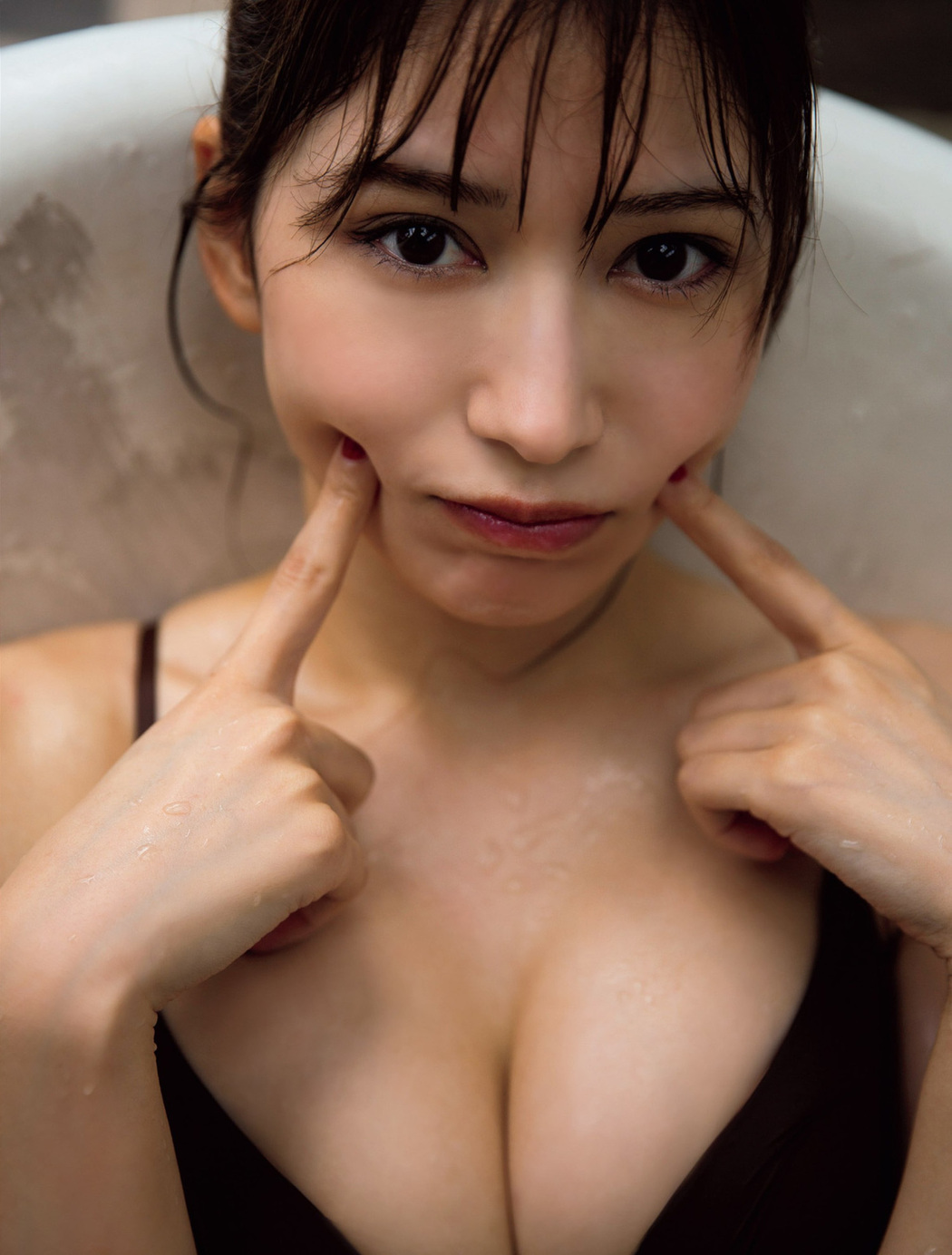 Risa Yukihira 雪平莉左, FLASH 2023.01.24 (フラッシュ 2023年1月24日号)