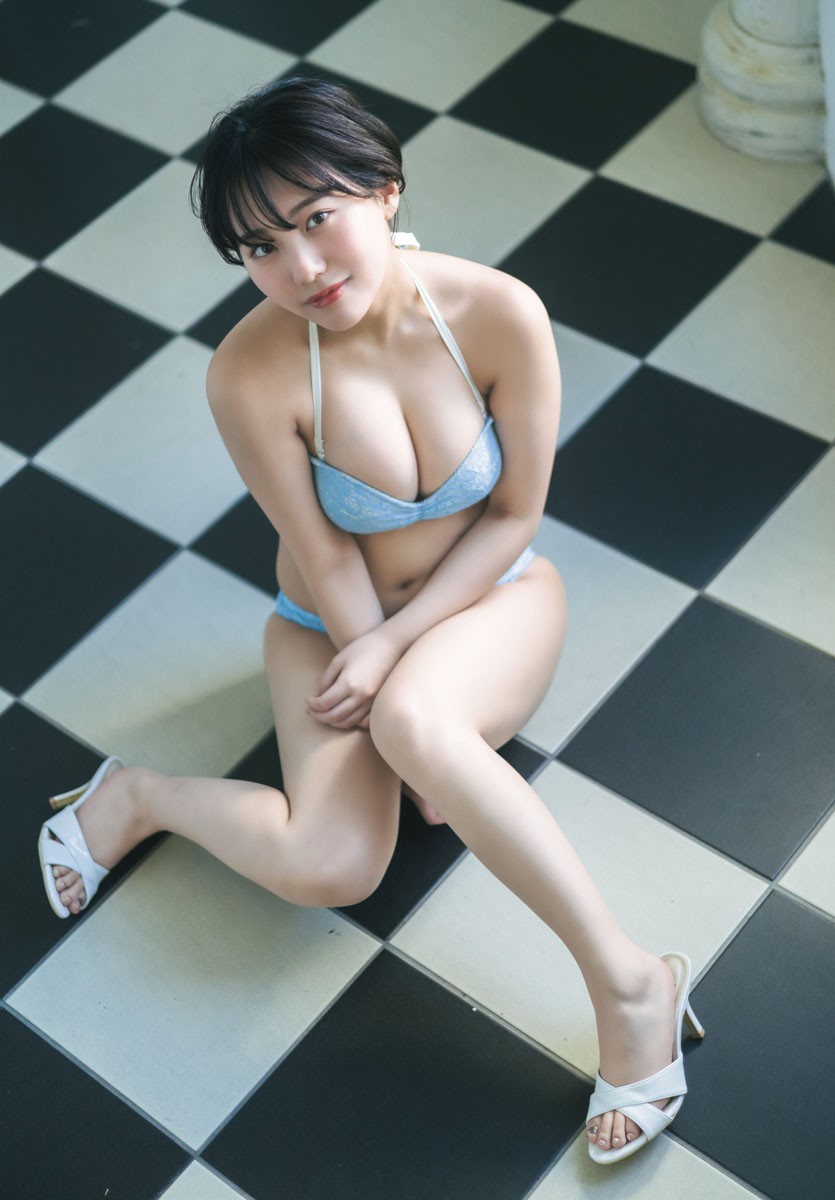 Miku Tanaka 田中美久, Shonen Champion 2023 No.07 (少年チャンピオン 2023年7号)