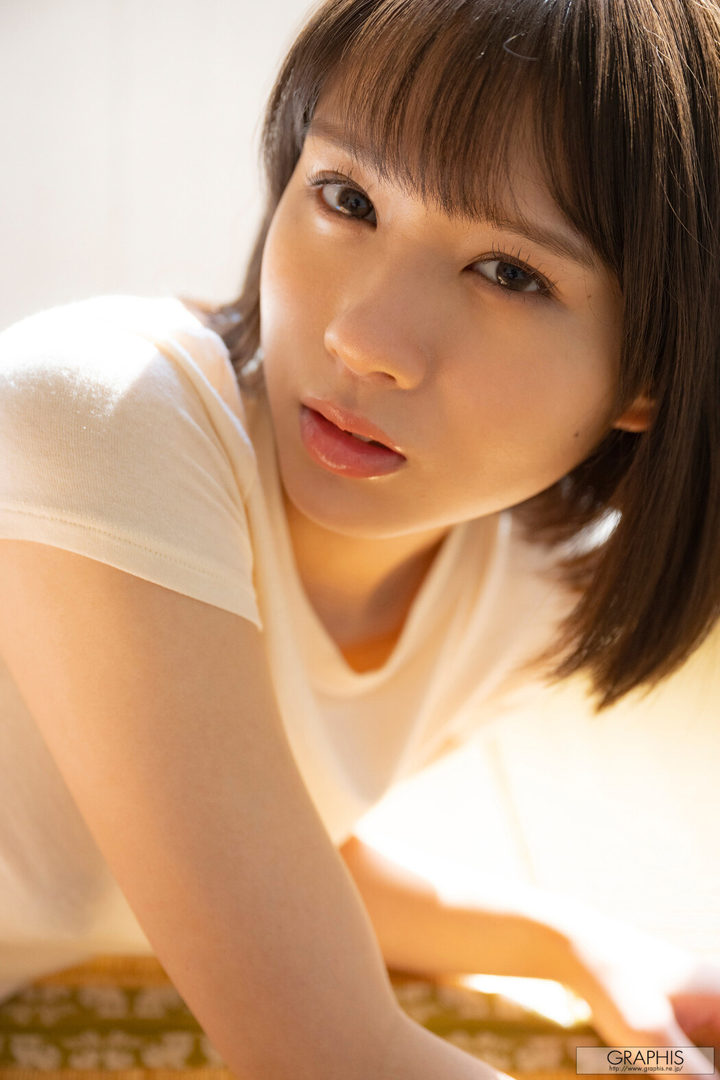 Nanami Ogura 小倉七海, [Graphis] Gals 「Precious Stone」 Vol.05