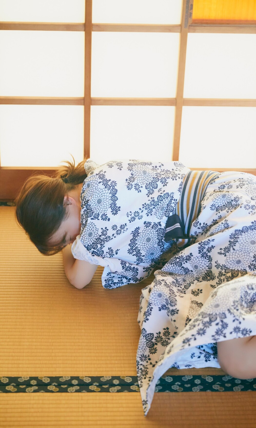 Ai Shinozaki 篠崎愛, デジタル限定 写真集 「冬肌」 Set.02