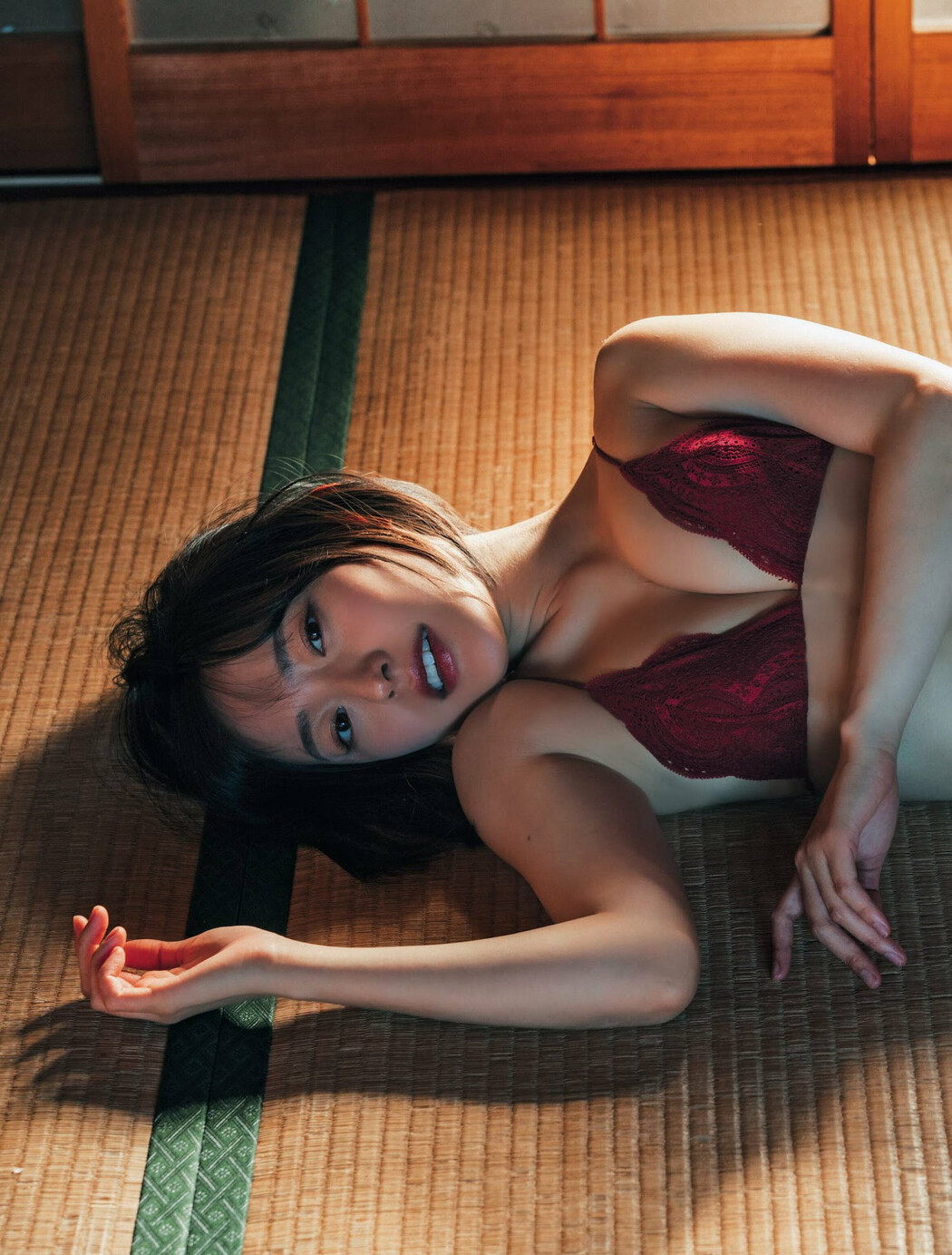 Kanami Takasaki 高崎かなみ, Weekly SPA! 2023.02.01 (週刊SPA! 2023年2月1日号)