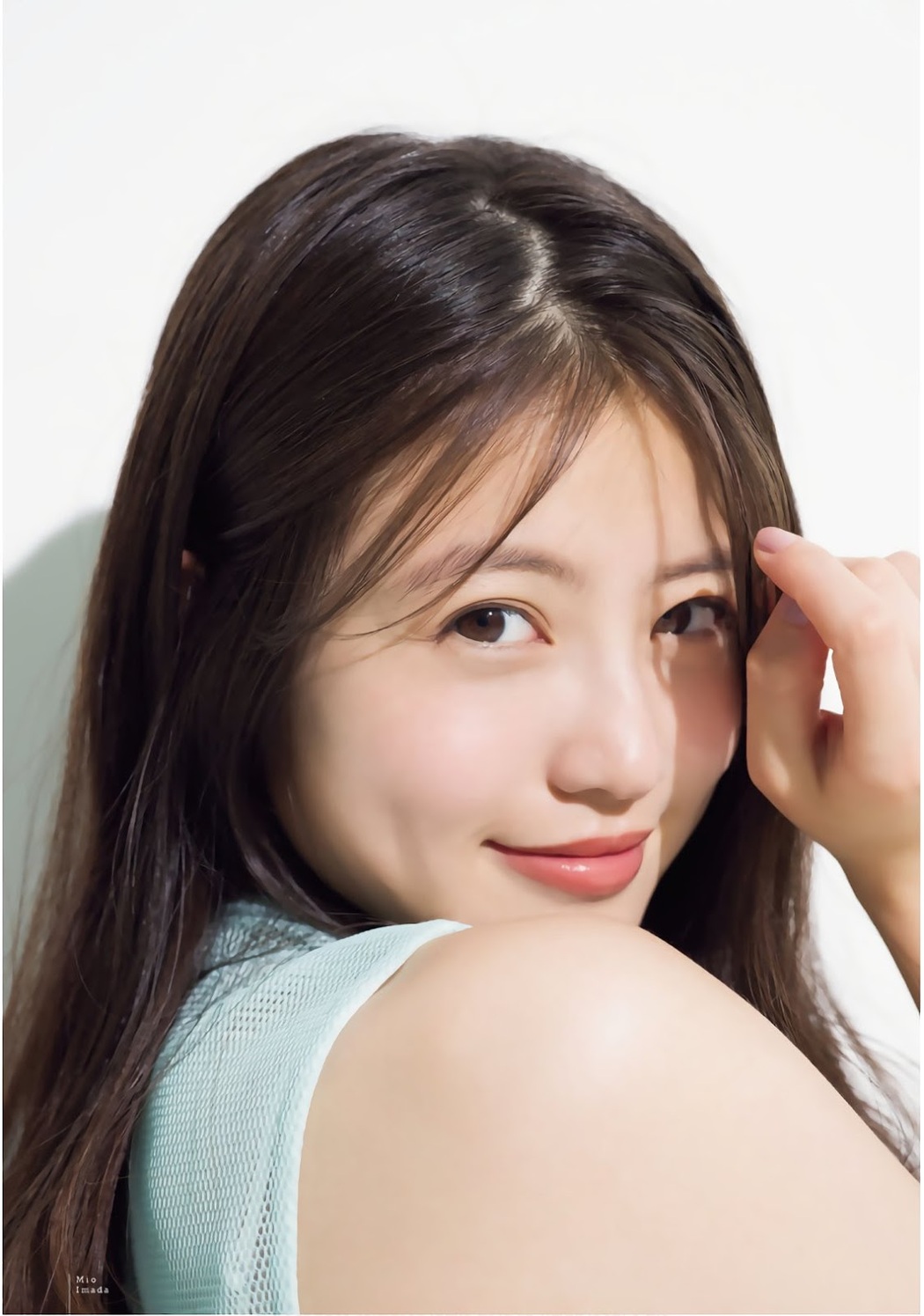 Mio Imada 今田美桜, Shonen Magazine 2019 No.25 (少年マガジン 2019年25号)