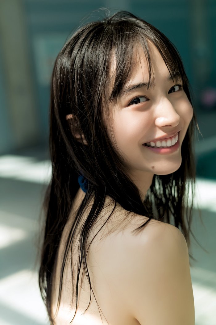 Hiroe Igeta 井桁弘恵, Young Jump 2019 No.25 (ヤングジャンプ 2019年25号)