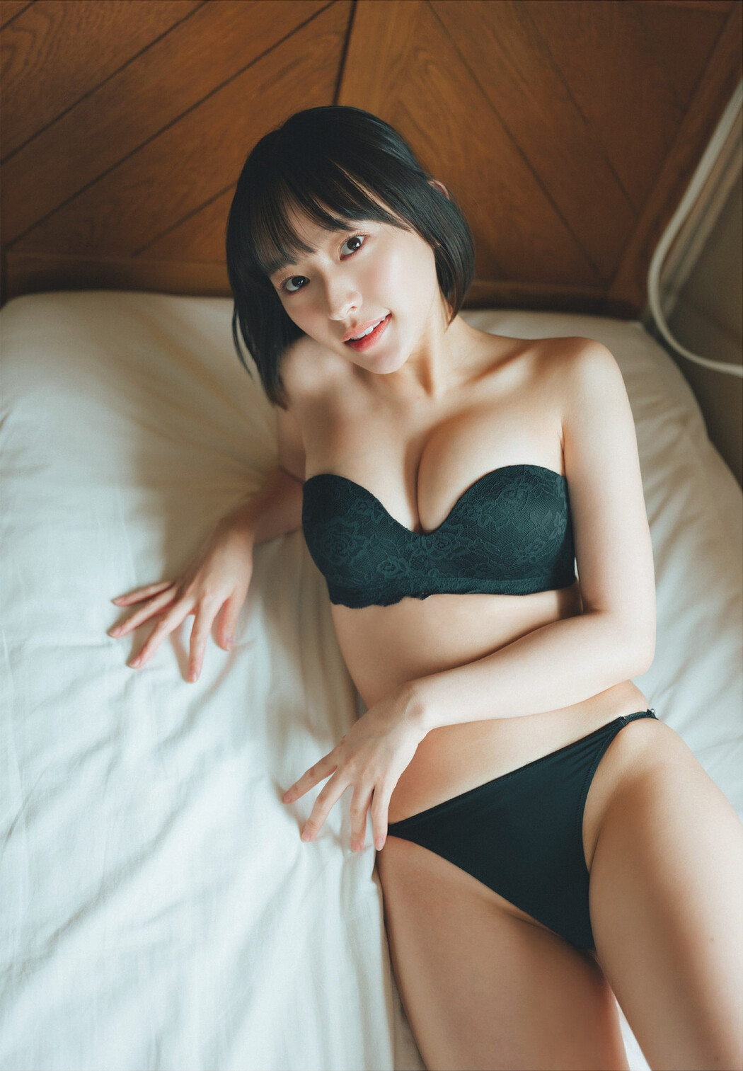 Kanami Takasaki 高崎かなみ, Weekly Playboy 2023 No.06 (週刊プレイボーイ 2023年6号)