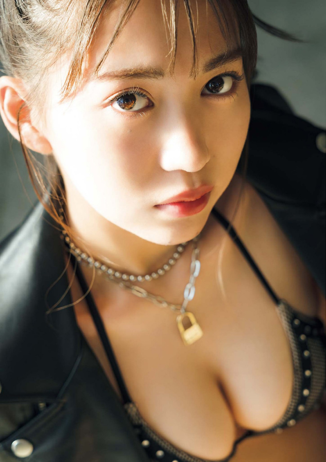 Hikaru Amano 天野ひかる, Big Comic Spirits 2023 No.08 (ビッグコミックスピリッツ 2023年8号)