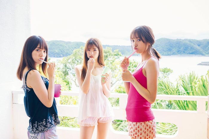 Hinatazaka46 日向坂46, FLASH 2019.10.08 (フラッシュ 2019年10月8日号)