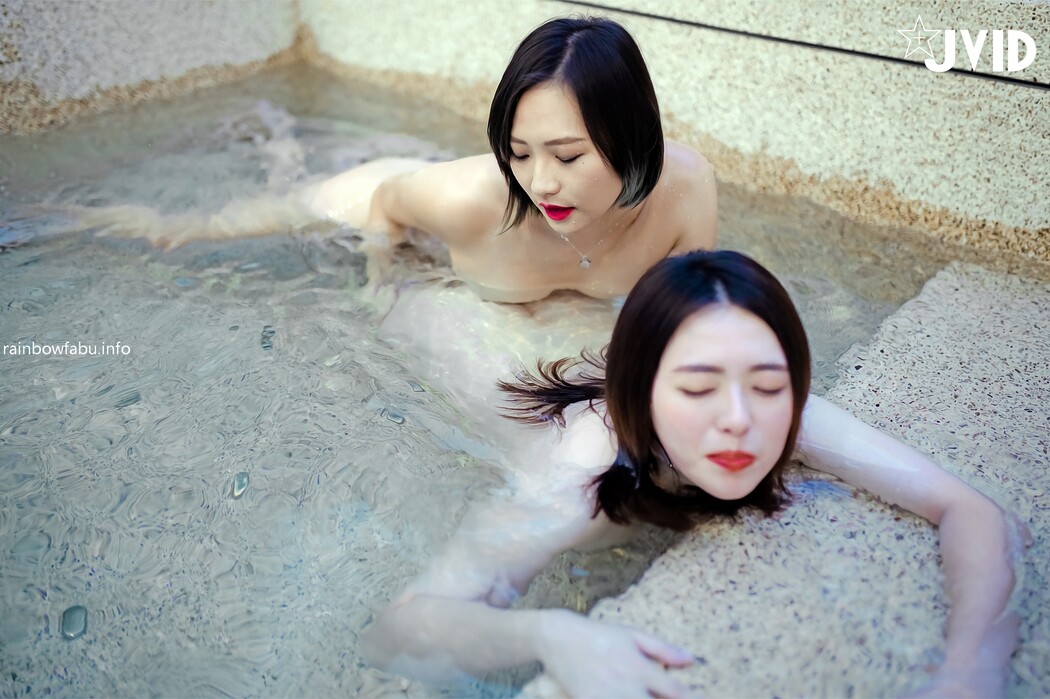 JVID精品 米欧×黏黏-双巨乳的诱惑