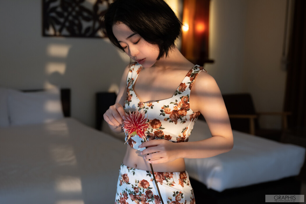 MINAMO, [Graphis] Gals 「Untainted Girl」 Vol.06