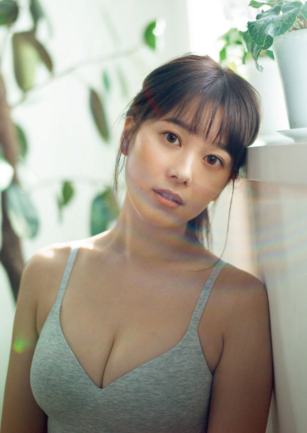 Yurie Kozakai 小坂井祐莉絵, Weekly Playboy 2023 No.08 (週刊プレイボーイ 2023年8号)