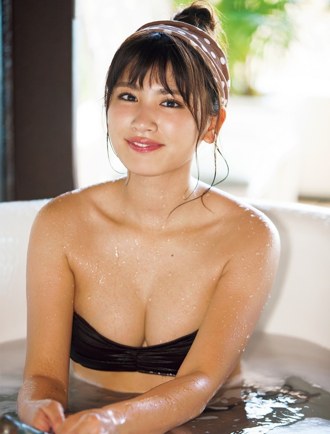 Ikumi Hisamatsu 久松郁実, FRIDAY 2019.05.10 (フライデー 2019年5月10日号)