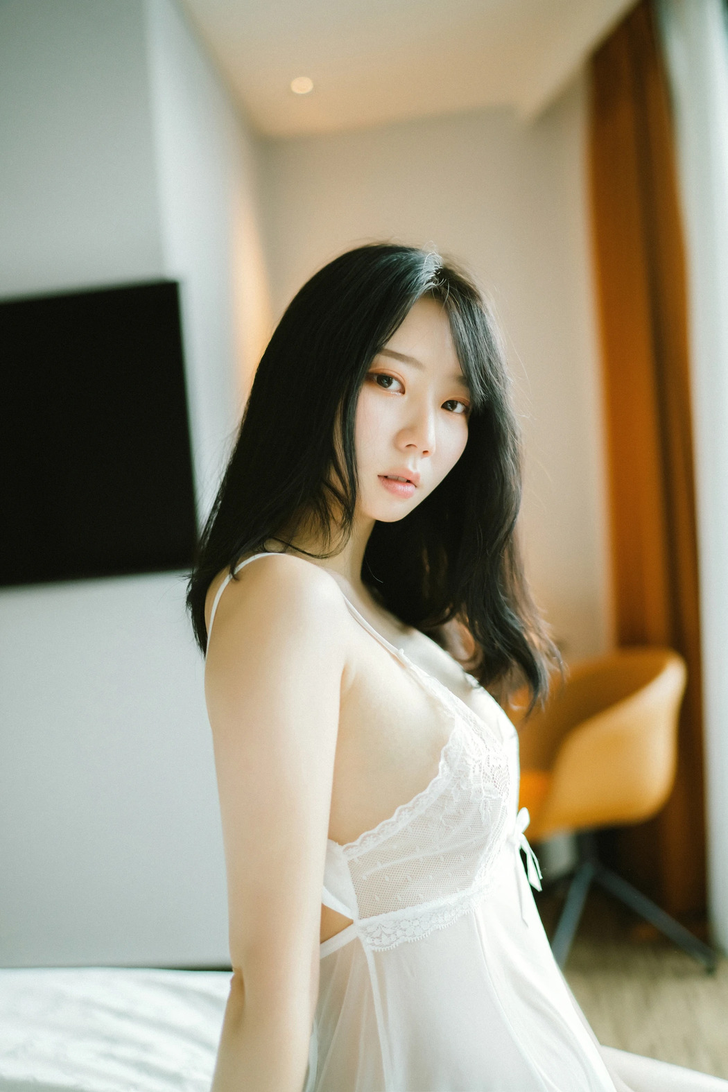 Myua 뮤아, [Moon Night Snap] Early Afternoon