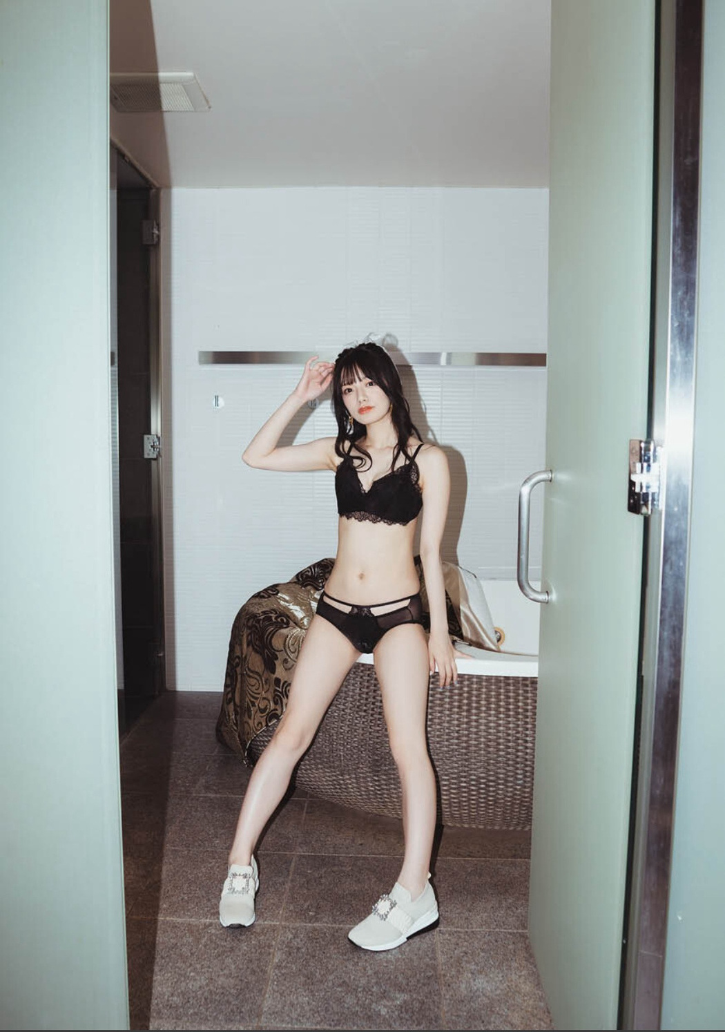 Rena Miyashita 宮下玲奈, #Escape 写真集 Set.01