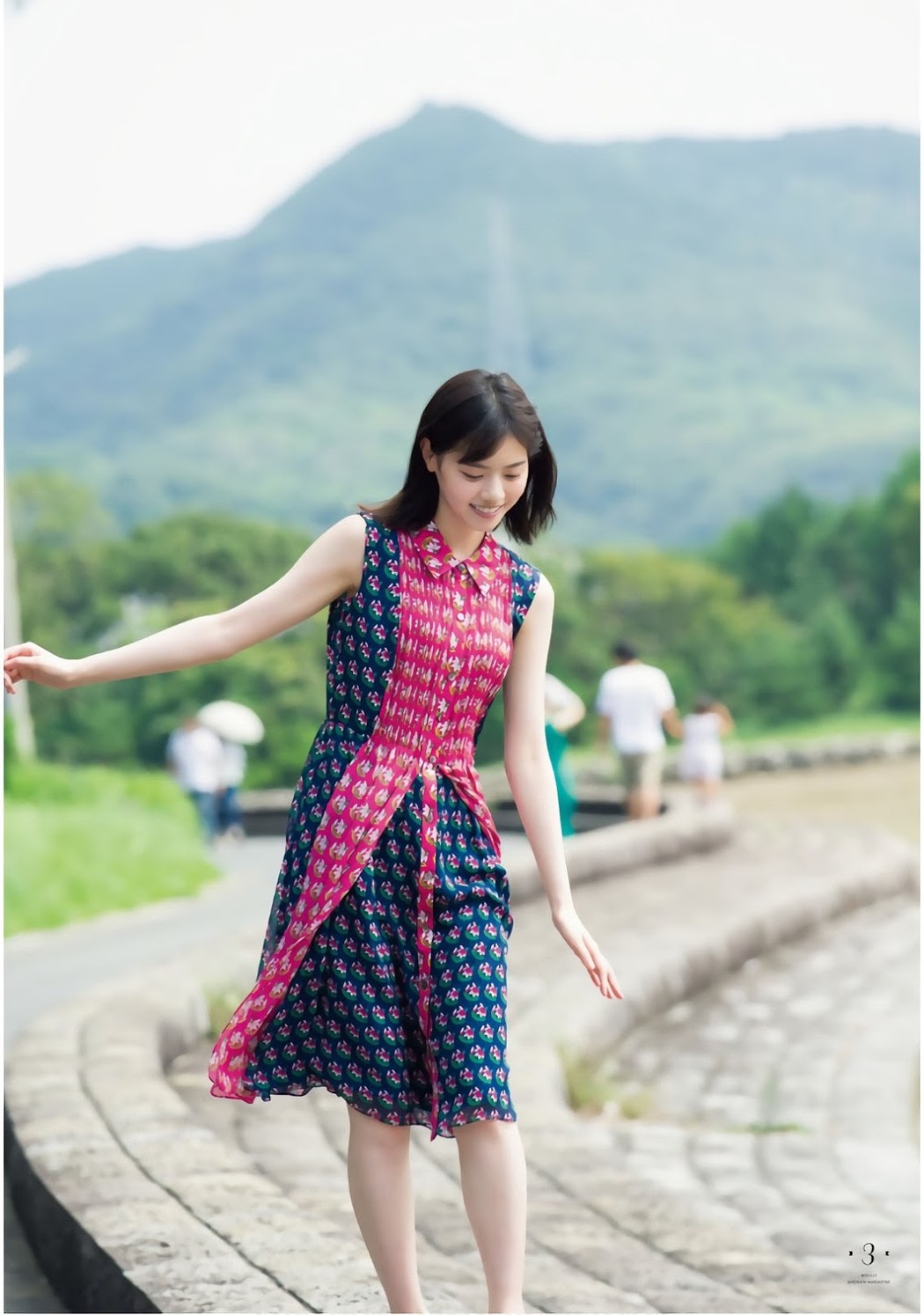 Nanase Nishino 西野七瀬, Shonen Magazine 2019 No.48 (少年マガジン 2019年48号)
