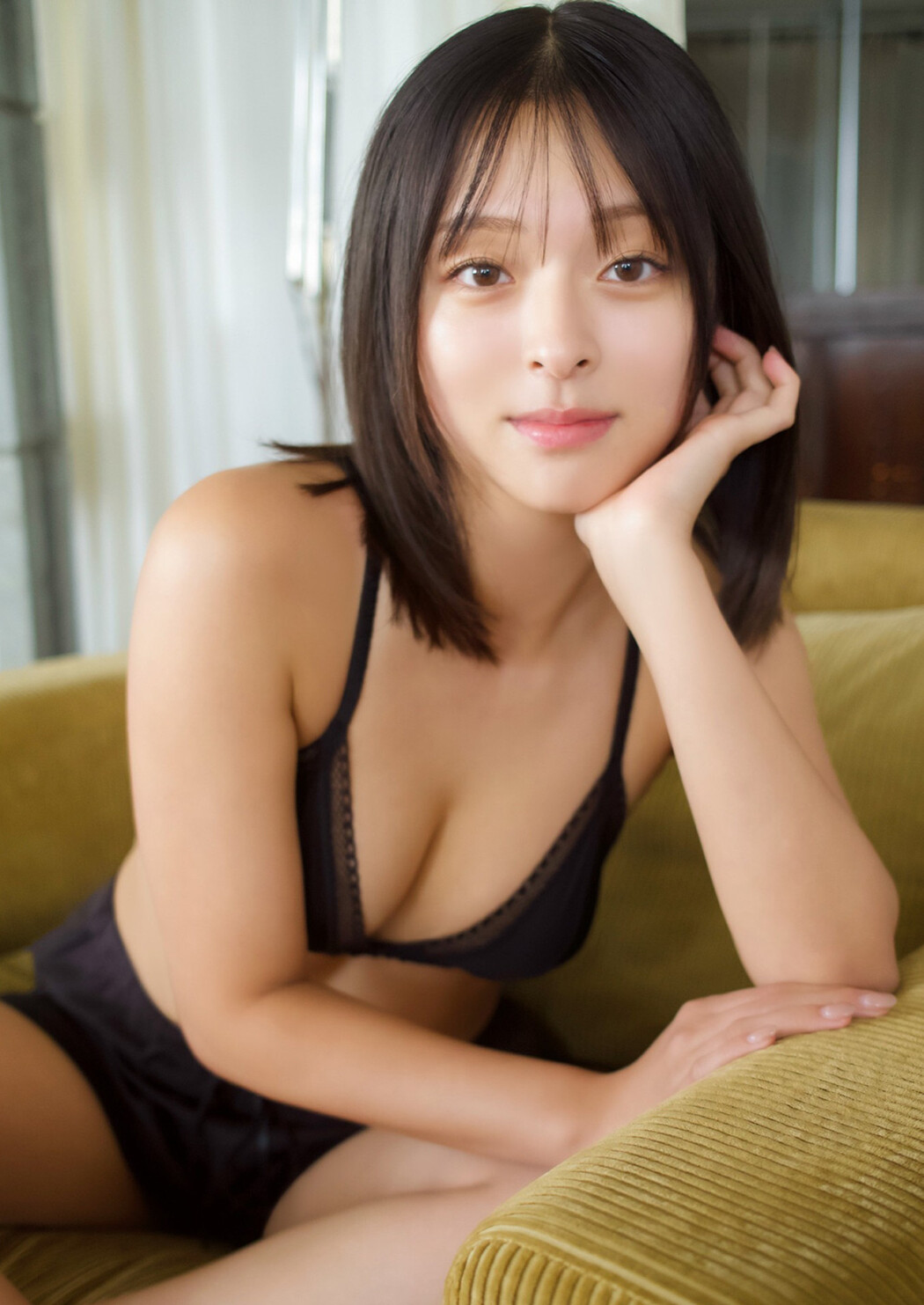 KAORI かおり, Young Jump 2023 No.11 (ヤングジャンプ 2023年11号)