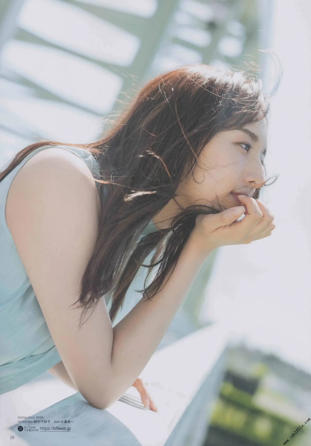 Mai Shinuchi 新内眞衣, B.L.T. 2019.11 (ビー・エル・ティー 2019年11月号)