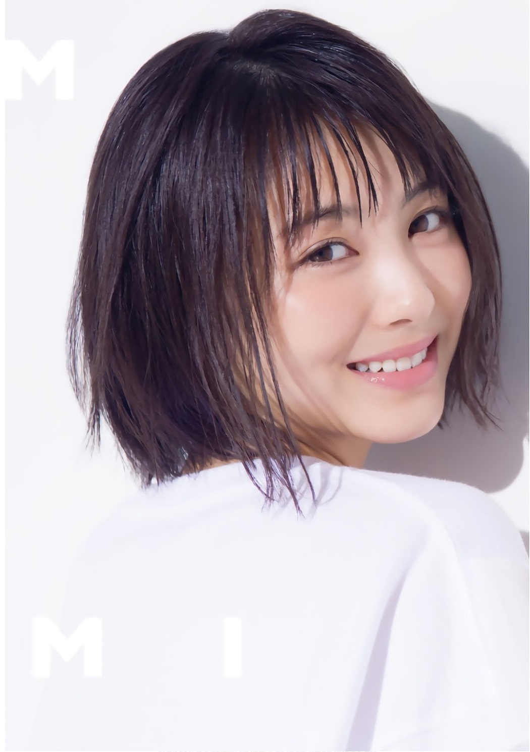 Minami Hamabe 浜辺美波, Shonen Magazine 2019 No.34 (少年マガジン 2019年34号)