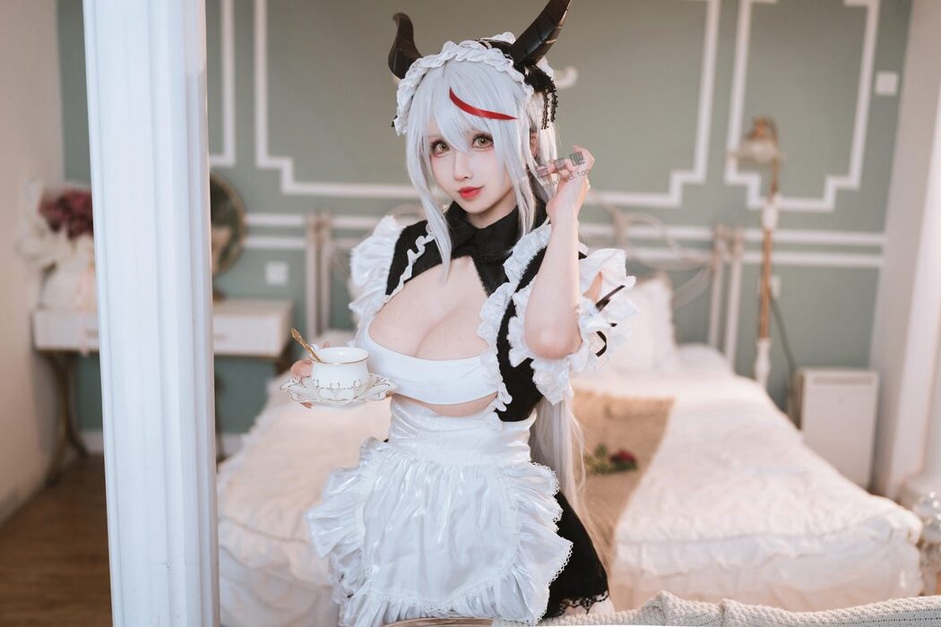 Coser@rioko凉凉子 – 妄想航线 港区的龙女仆