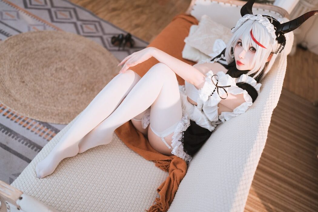 Coser@rioko凉凉子 – 妄想航线 港区的龙女仆