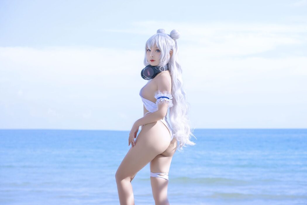 Coser@Sayo Momo – Azur Lane Le Malin Bikini