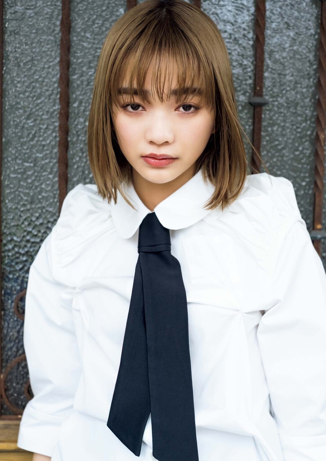 Ai Mikami 見上愛, Big Comic Spirits 2023 No.13 (ビッグコミックスピリッツ 2023年13号)