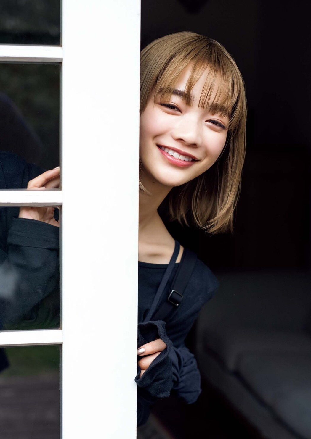 Ai Mikami 見上愛, Big Comic Spirits 2023 No.13 (ビッグコミックスピリッツ 2023年13号)