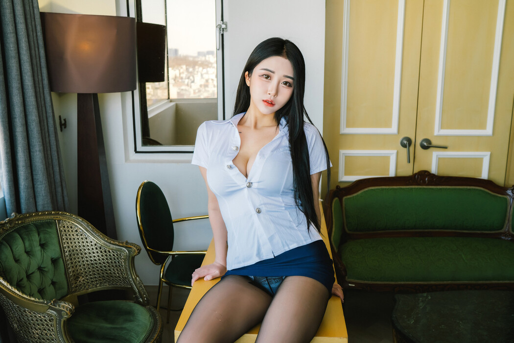 Jeong Bomi 정보미, [Moon Night Snap] Melody Vol.2 – Set.01 Cover Photo