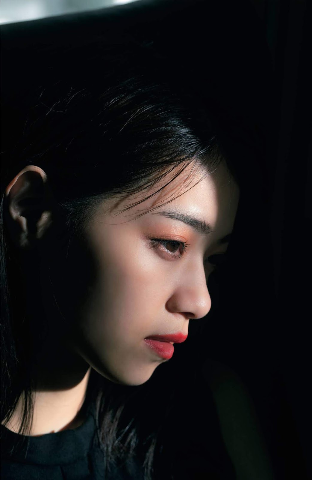 Nanase Nishino 西野七瀬, FRIDAY 2019.11.29 (フライデー 2019年11月29日号)