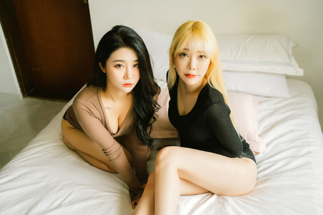 Bomi 보미 x Zia 지아, [Moon Night Snap] Together Vol.02 – Set.02