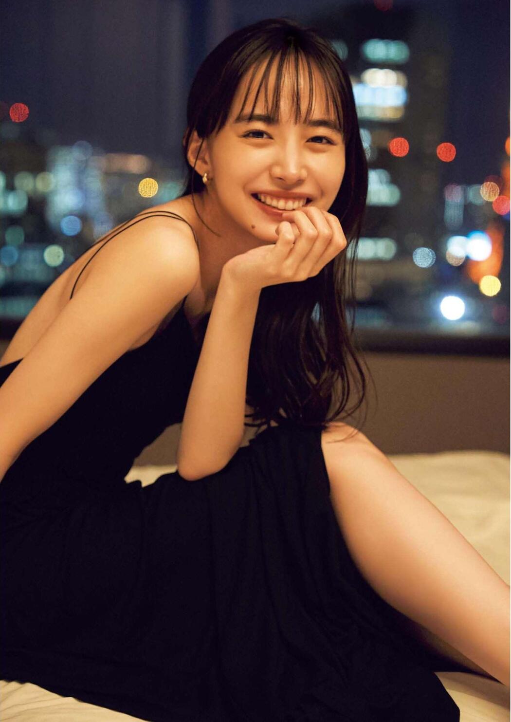 Hiroe Igeta 井桁弘恵, Big Comic Spirits 2023 No.14 (ビッグコミックスピリッツ 2023年14号)
