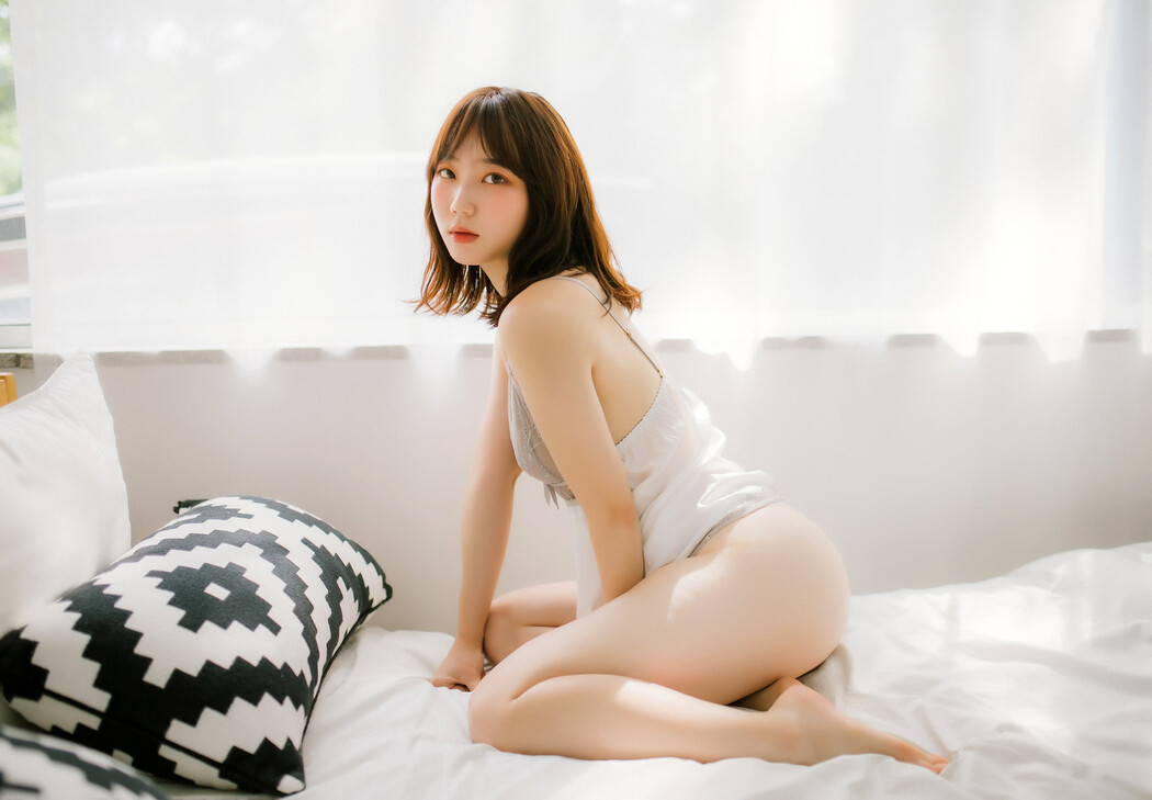 Myua 뮤아, [Moon Night Snap] The Window B Set.02