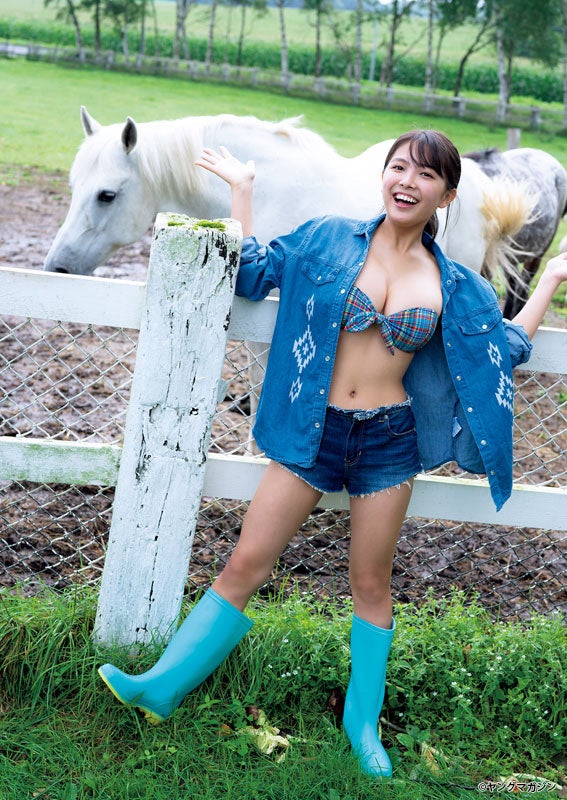 Rio Teramoto 寺本莉緒, Young Magazine 2019 No.43 (ヤングマガジン 2019年43号)