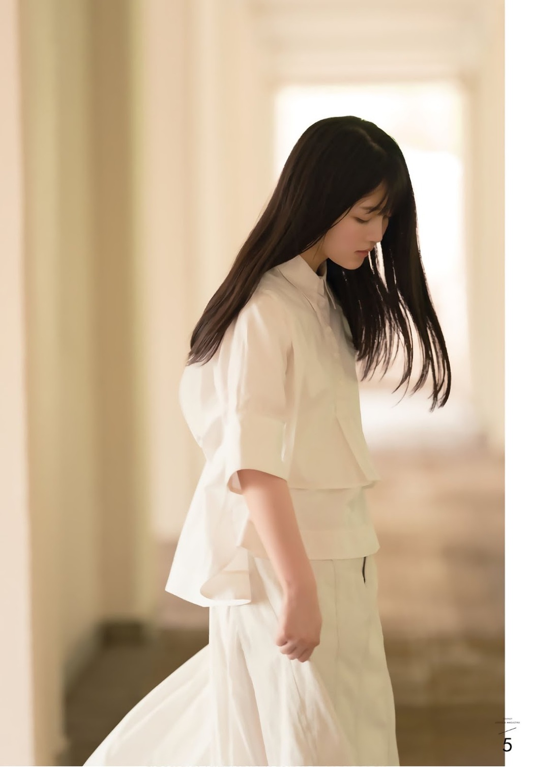 Shiori Kubo 久保史緒里, Shonen Magazine 2019 No.43 (少年マガジン 2019年43号)