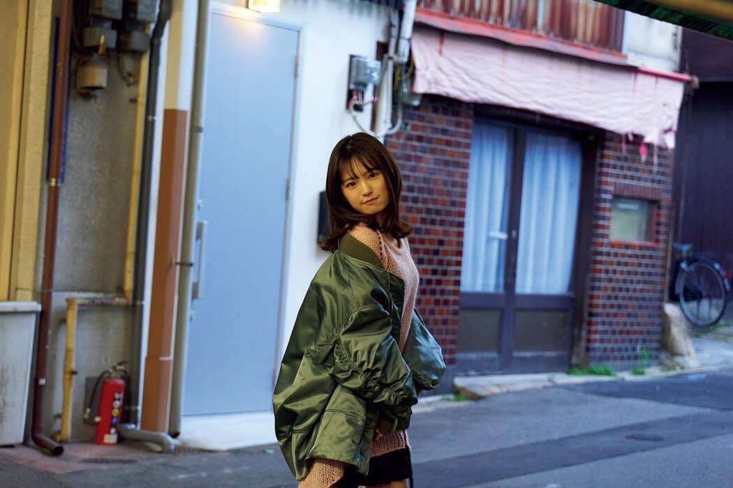 Nao Shinzawa 新澤菜央, Flash グラビアBEST 2022年早春 2022.02.24