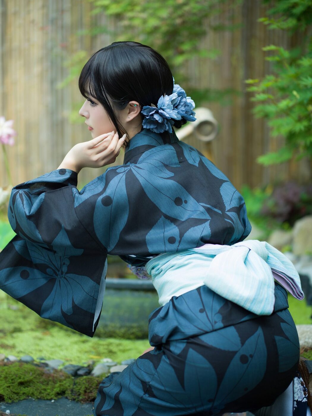 Coser@yuuhui玉汇 – 2024 Vol.01 庭院里的宠儿 A