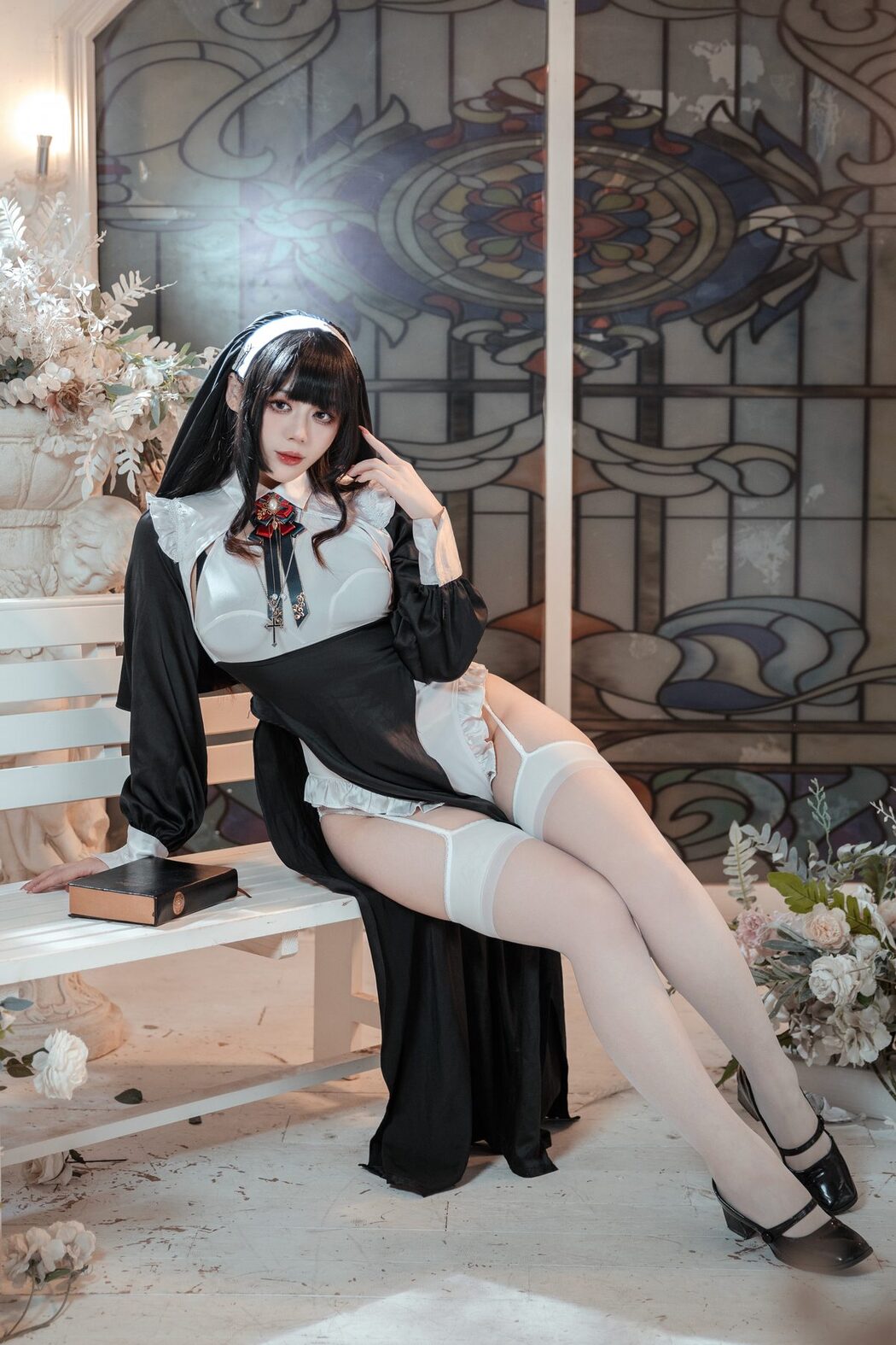 Coser@九言 – 修女与狗