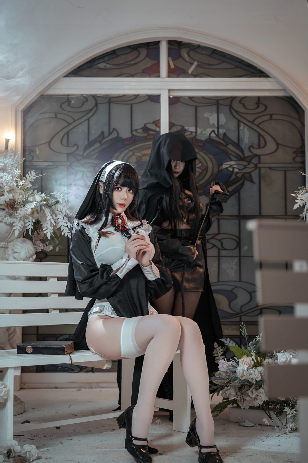 Coser@九言 – 修女与狗