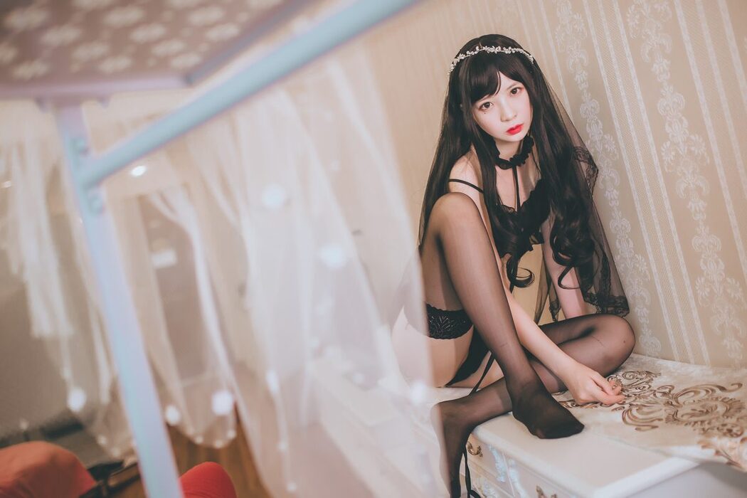 Coser@疯猫ss – 黑色小野猫