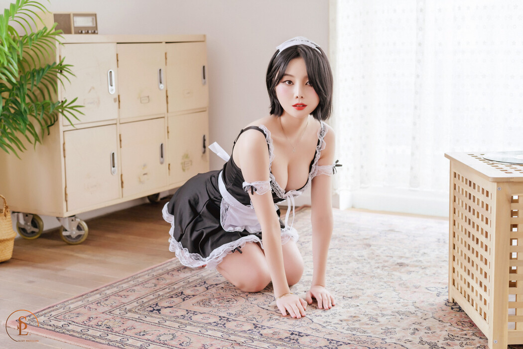 Yuna 유나, [SAINT Photolife] Wild Part.2 &ndash; Set.01