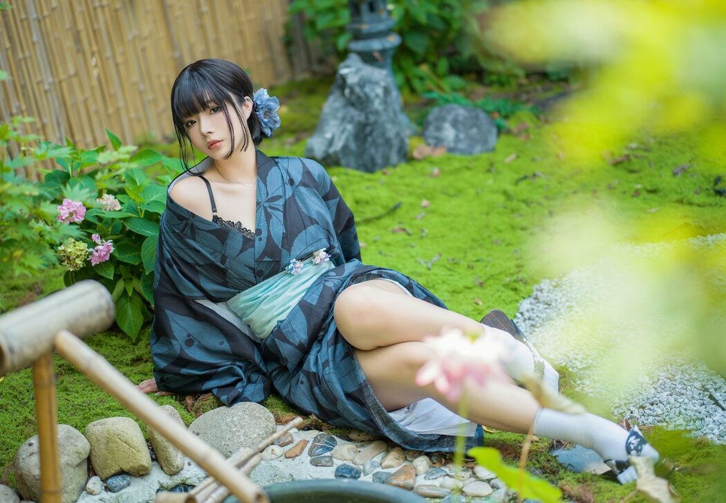 Coser@yuuhui玉汇 – 2024 Vol.01 庭院里的宠儿 A