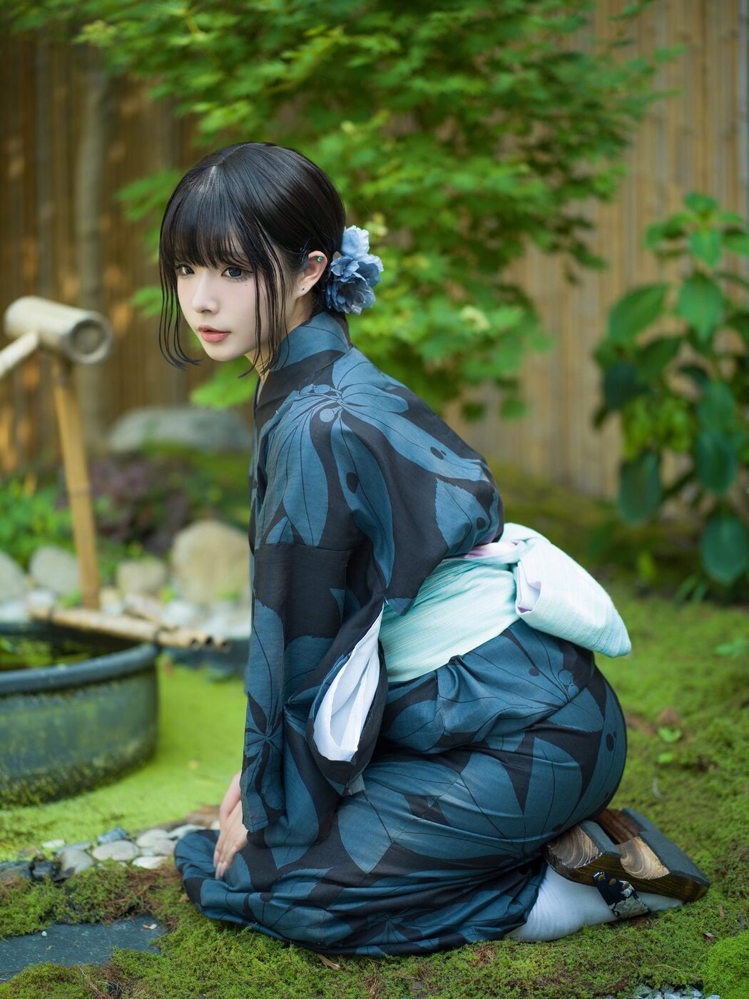 Coser@yuuhui玉汇 – 2024 Vol.01 庭院里的宠儿 A