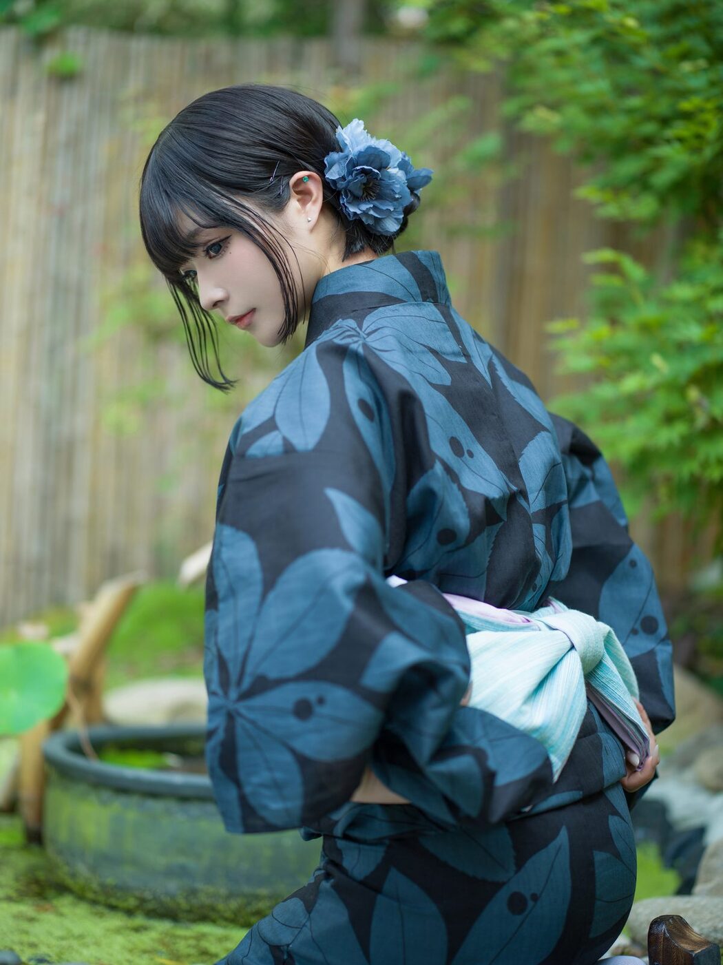 Coser@yuuhui玉汇 – 2024 Vol.01 庭院里的宠儿 A