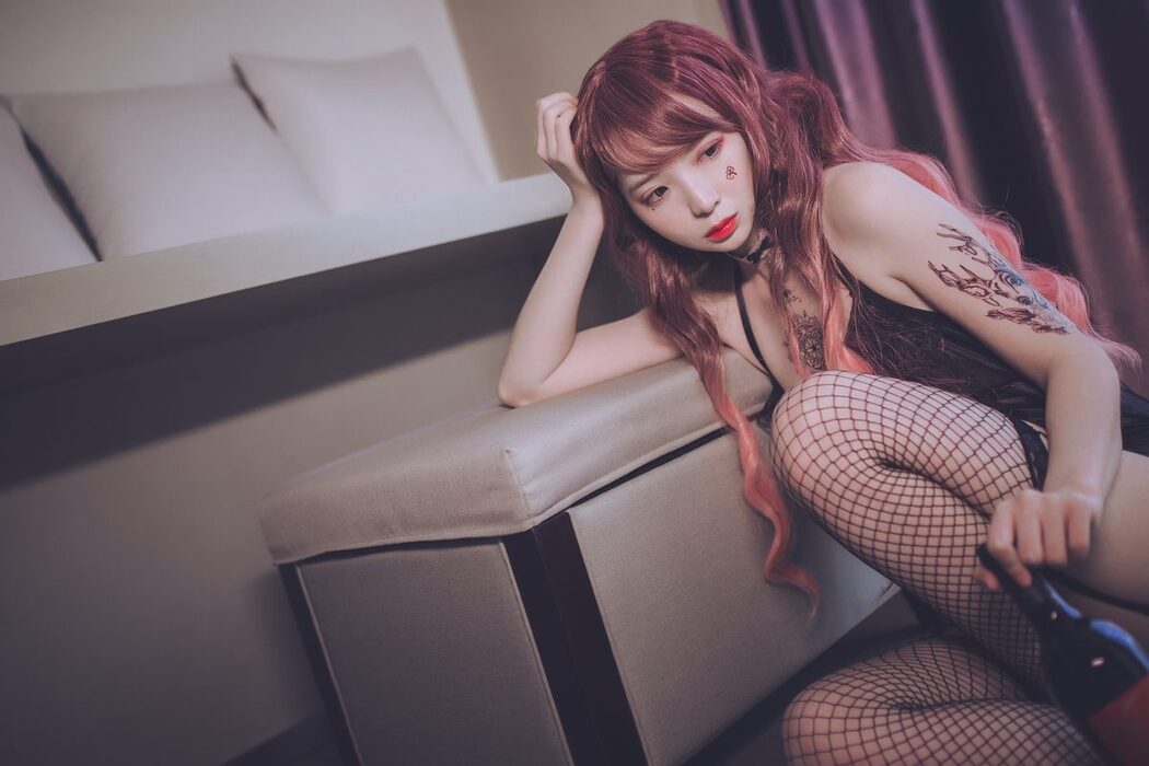 Coser@疯猫ss – 黑色吊带袜