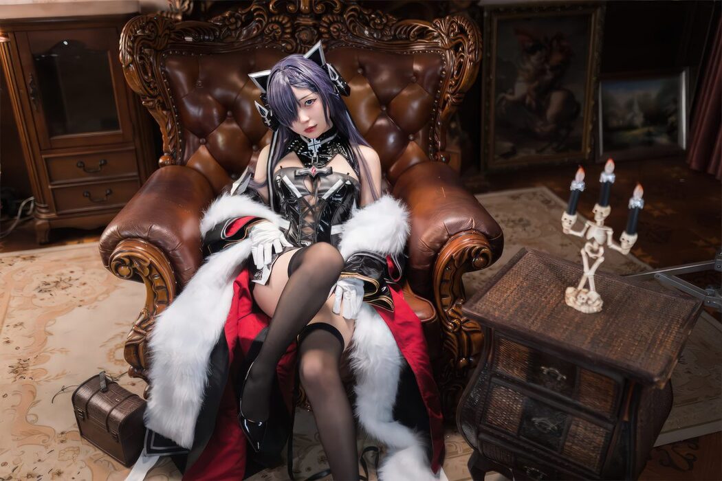 Coser@花铃 – 碧蓝航线-奥古斯特铁血猫猫