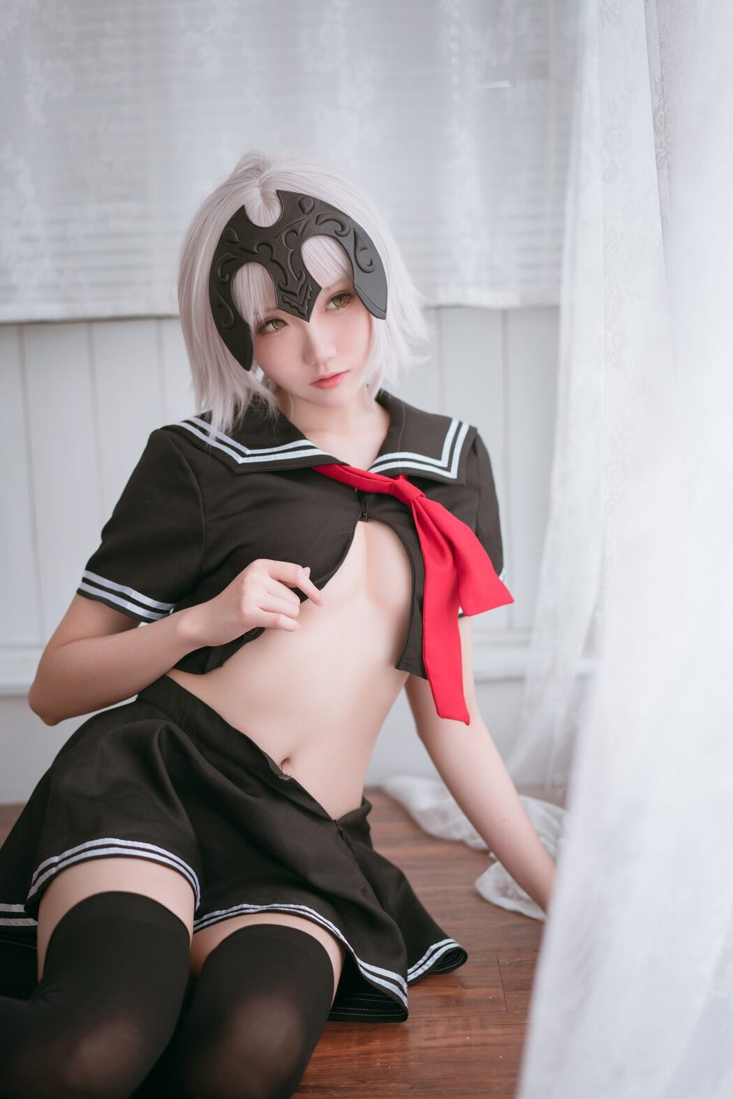 Coser@瓜希酱 – 黑贞德 校服