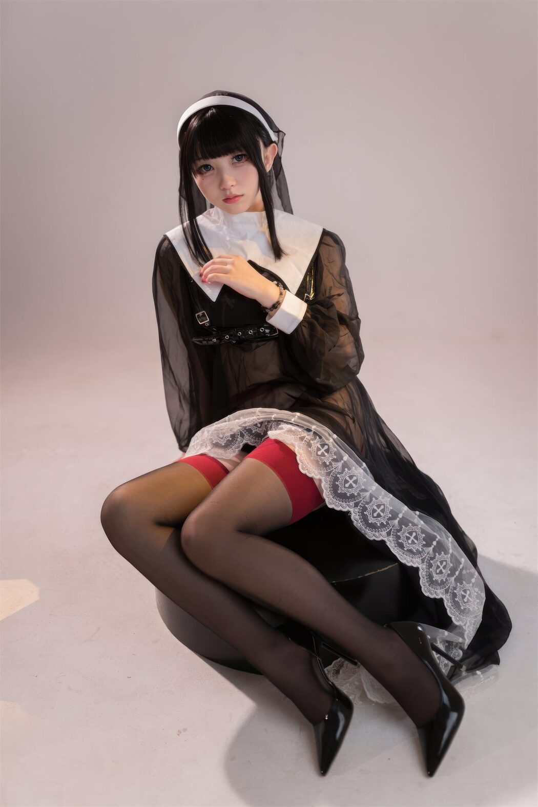 Coser@花铃 – 修女的忏悔室