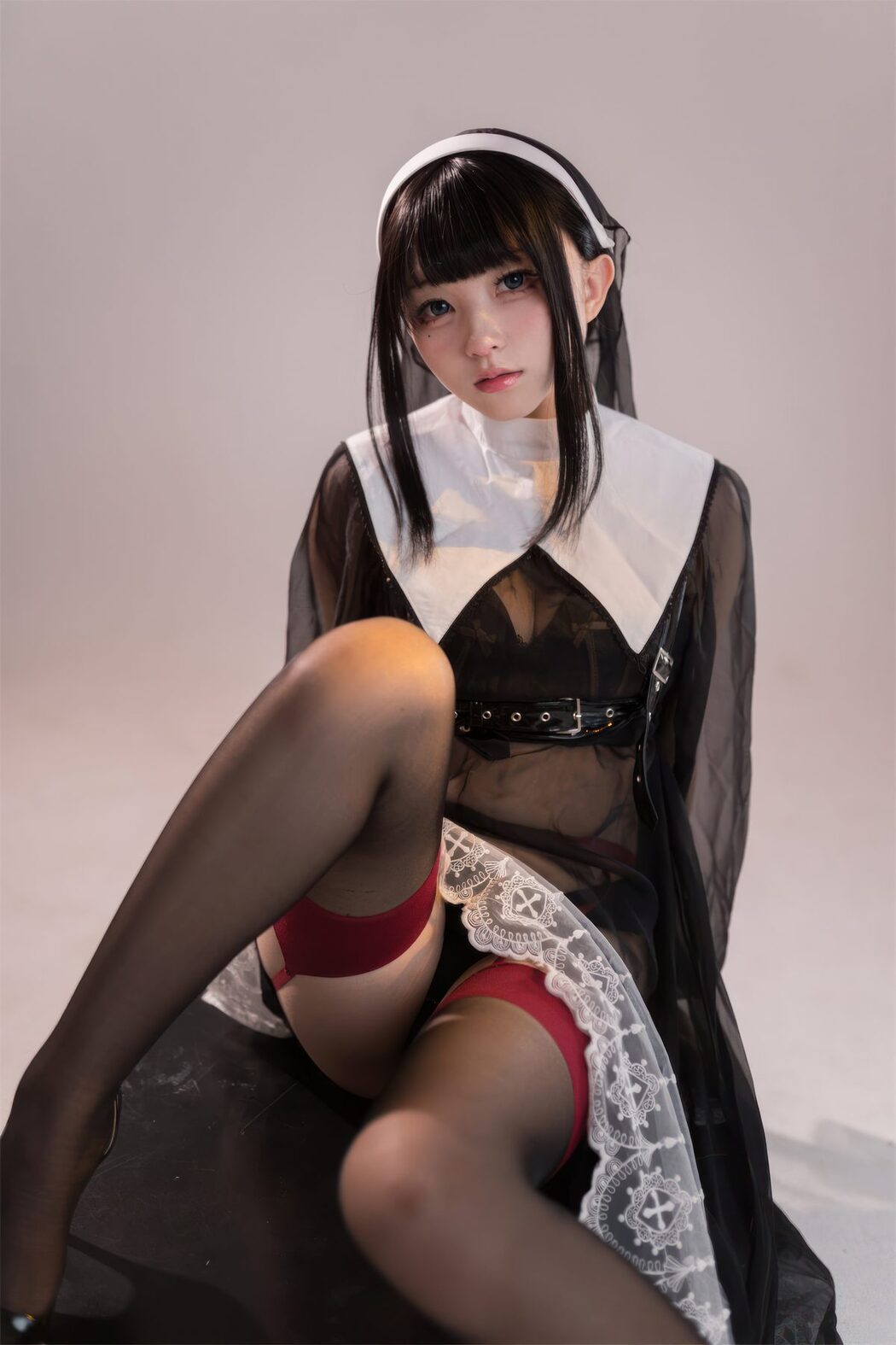 Coser@花铃 – 修女的忏悔室