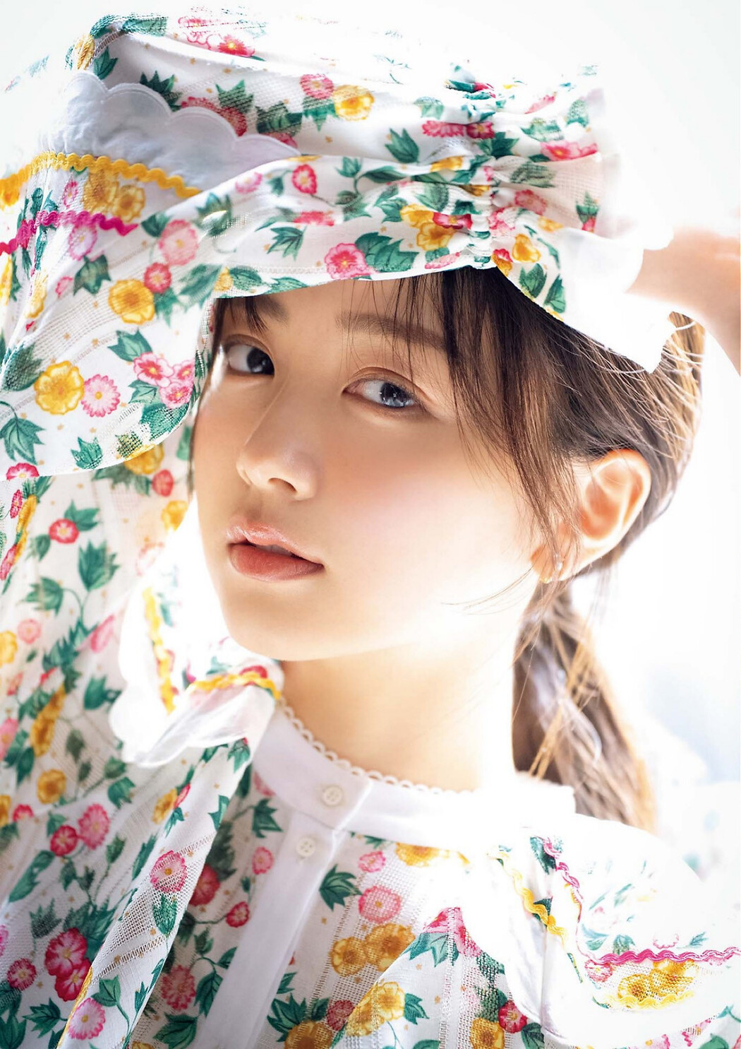 Minami Sakuma 佐久間みなみ, Big Comic Spirits 2023 No.16 (ビッグコミックスピリッツ 2023年16号)