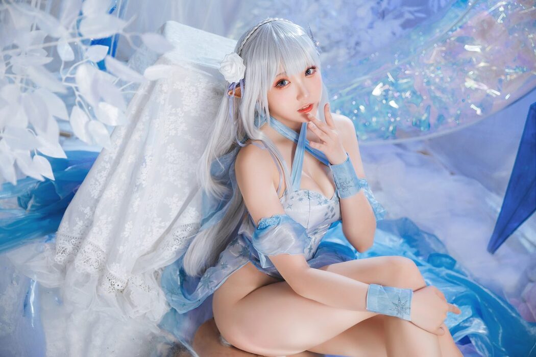 Coser@瓜希酱 – 爱蜜莉雅 水晶礼服