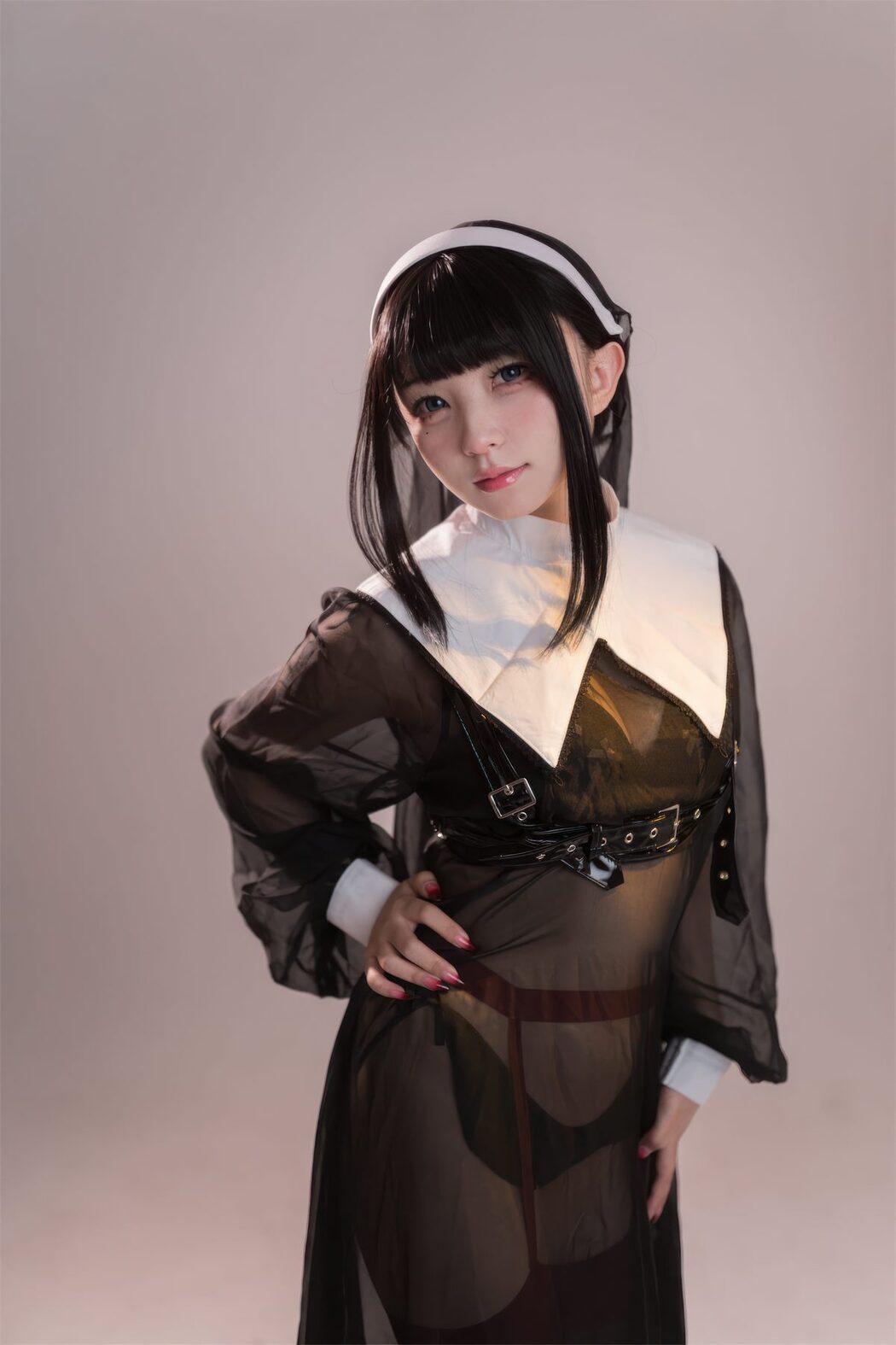 Coser@花铃 – 修女的忏悔室